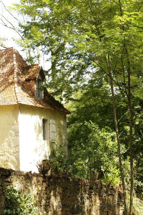 La Chapelle Du Chateau Gite Pouillon Bagian luar foto